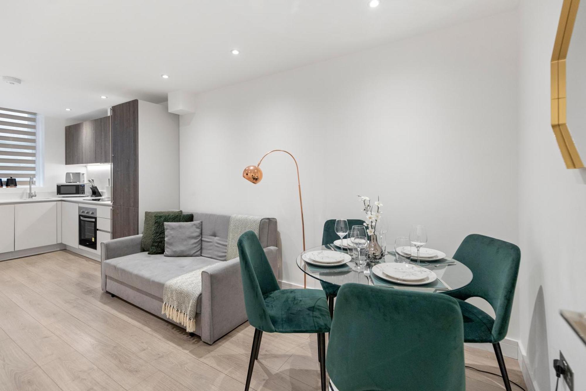 לונדון Spacious Luxury Apartment King Bed - Central Location מראה חיצוני תמונה